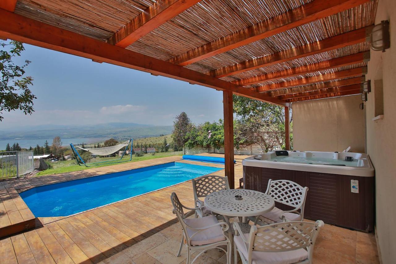 The White Chalet Boutique Ramot Bagian luar foto
