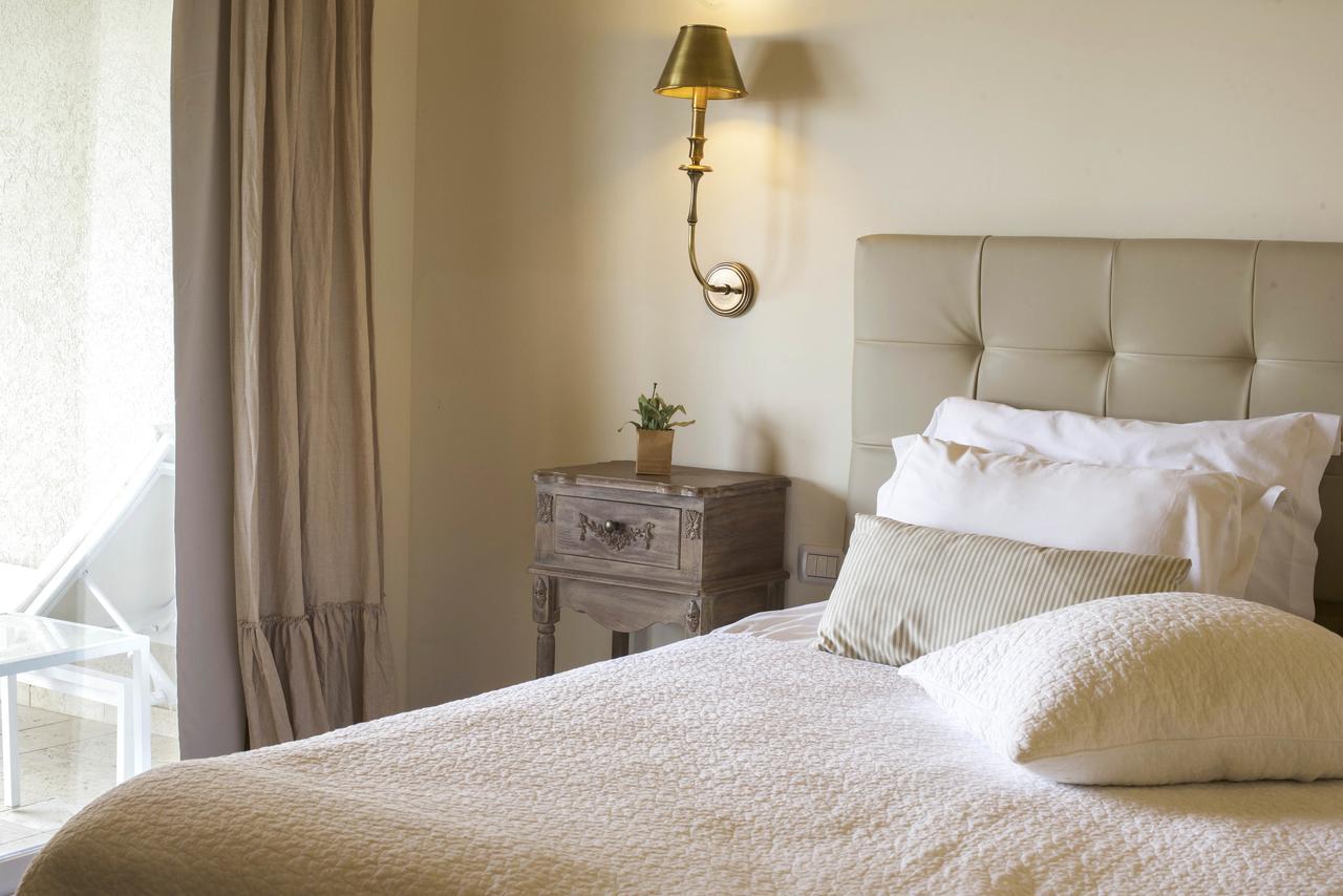 The White Chalet Boutique Ramot Bagian luar foto